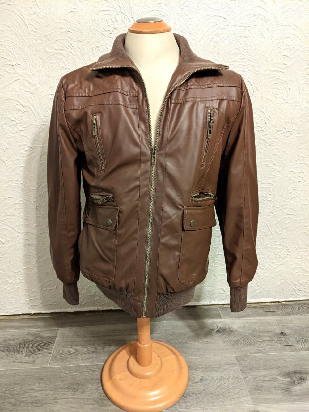 Yoki Men's Faux Leather Zip-up Bomber Jacket Size S